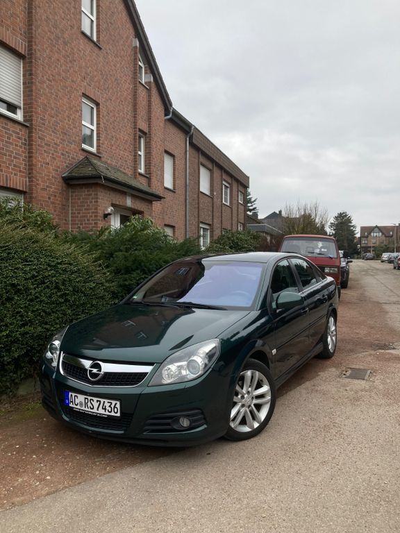 Opel Vectra 166.000 km 4.250 € Baesweiler 52499