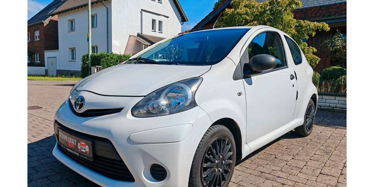 Toyota Aygo (X) 149.000 km 3.499 € Inden 52459