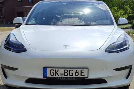 Tesla Model 3 35.000 km 31.900 € Selfkant 52538