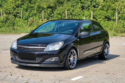 Opel Astra 127.000 km 3.600 € Aachen 52074