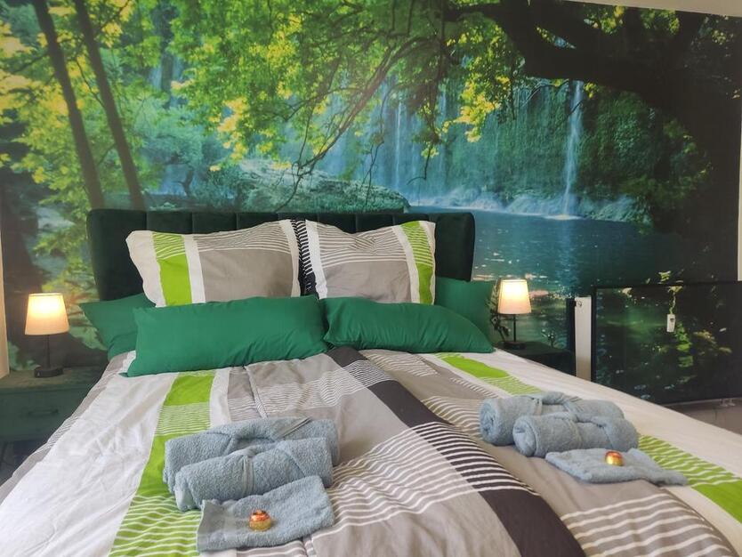 1 Zimmer Apartment *zentral* Kurz und Langzeitmiete