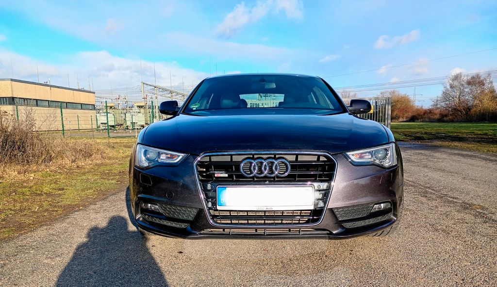 Audi A5 147.000 km 13.500 &euro; BAESWEILER 52499