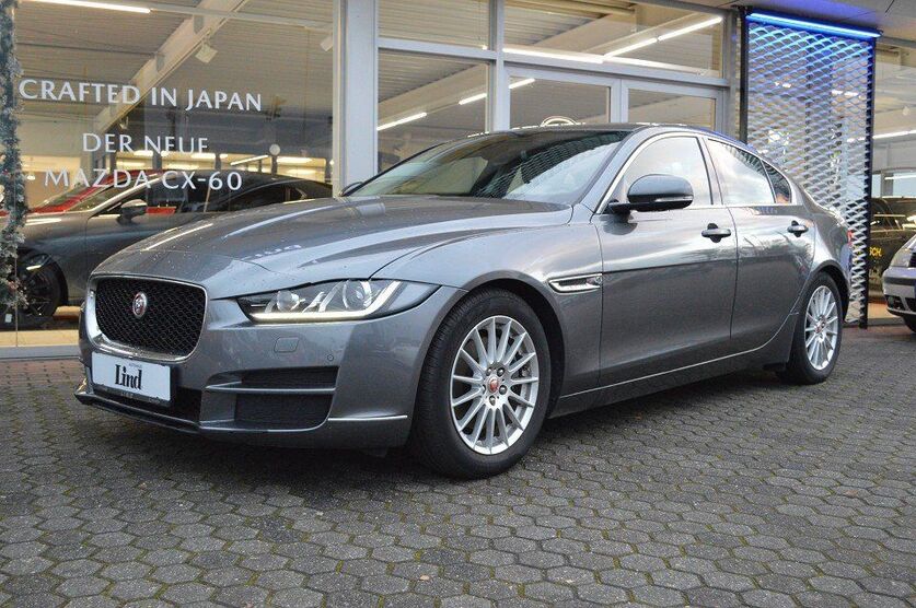 Jaguar XE 66.601 km 19.490 € Heinsberg 52525