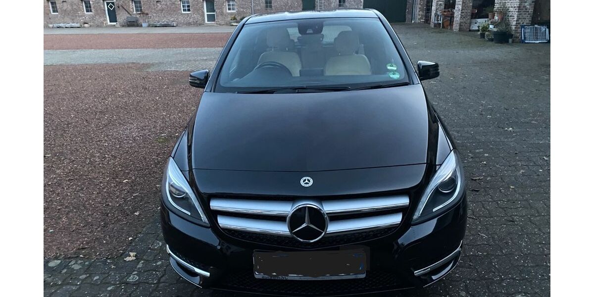Mercedes-Benz B 180 212.000 km 9.500 &euro; Aldenhoven 52457