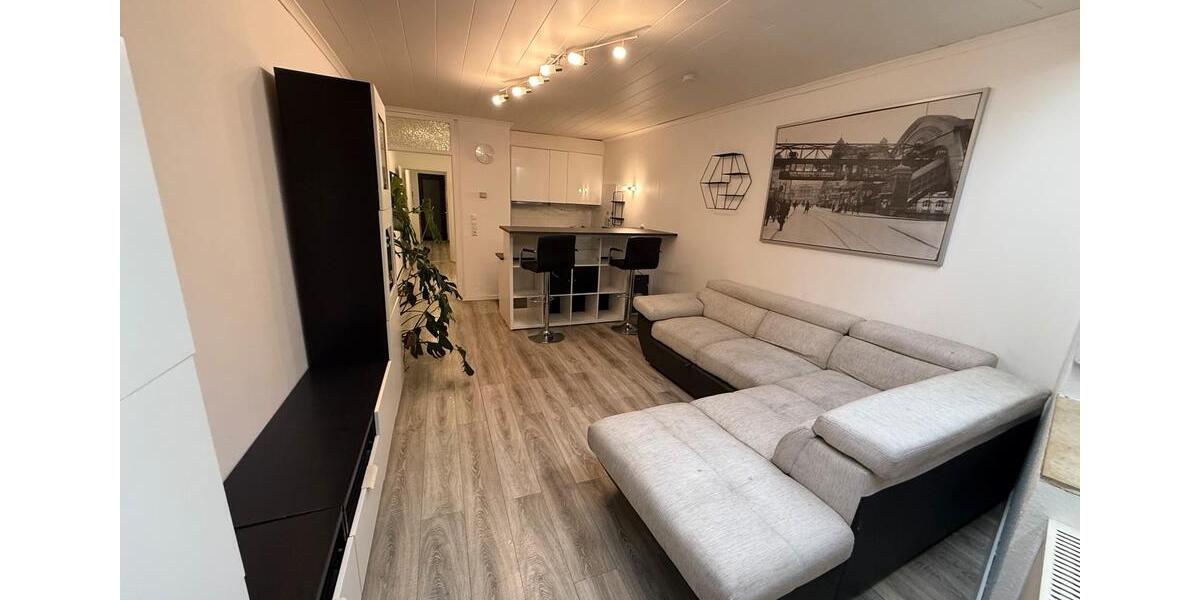 Lichtdurchflutete, reonvierte Wohnung in Eilendorf 2 zimmer