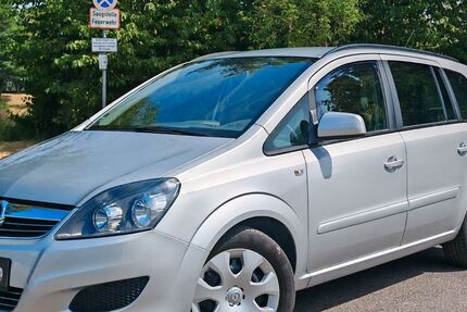 Opel Zafira 94.000 km 6.999 &euro; Inden 52459
