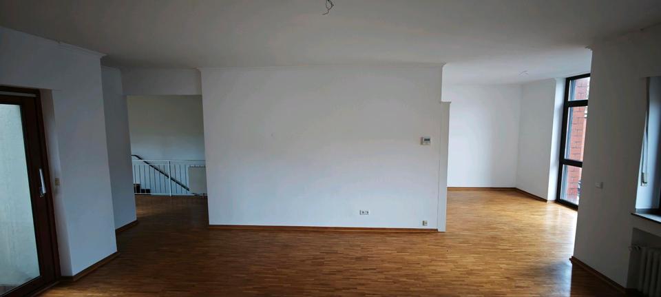 Einfamilienhaus Düren Mariaweiler-Hoven - 4 Zimmer, 140 m&sup2;, 420.000&euro; | Angebot:25804106