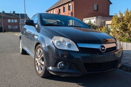 Opel Tigra 243.000 km 555 € Jülich 52428
