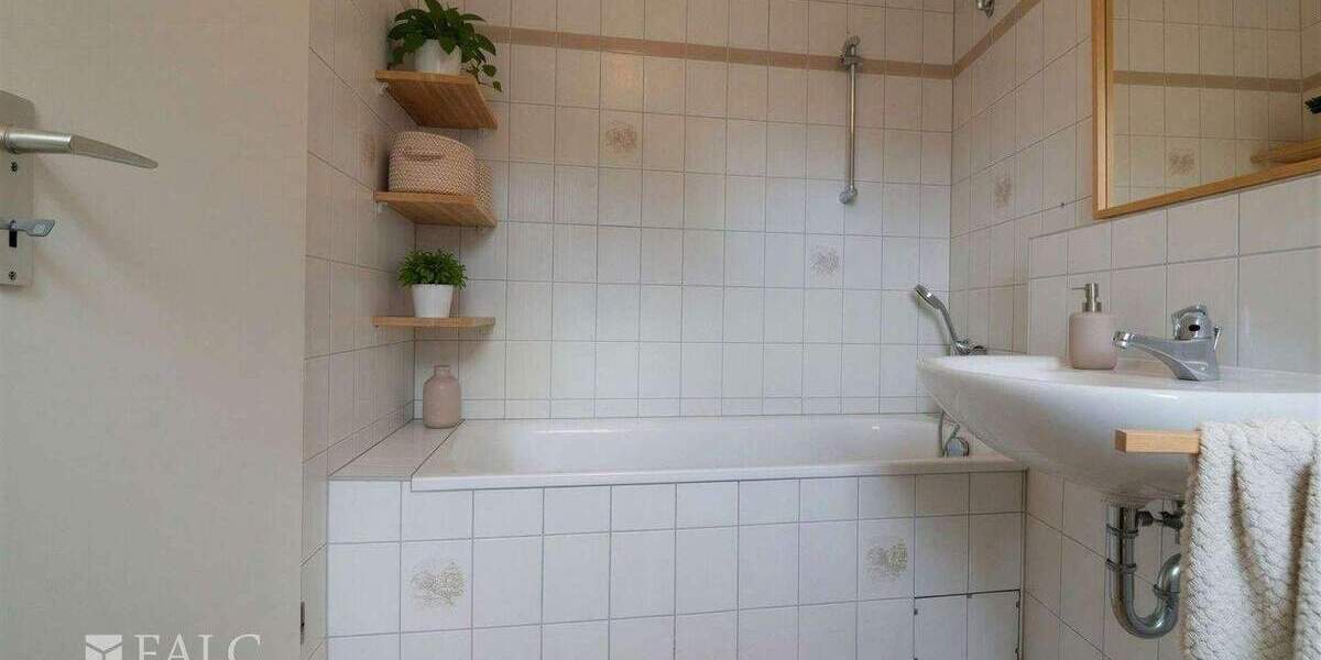 Etagenwohnung Stolberg (Rheinland) Stolberg - 2 Zimmer, 53 m&sup2;, 425&euro; | Angebot:25775518