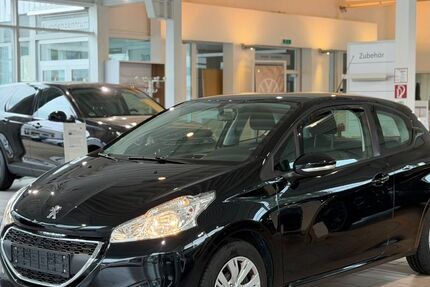 Peugeot 208 67.000 km 5.999 &euro; Inden 52459