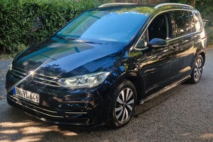 VW Touran 246.000 km 12.900 &euro; Düren 52349