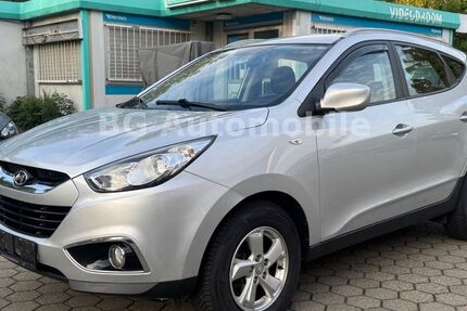 Hyundai ix35 180.000 km 6.990 € Aachen 52078