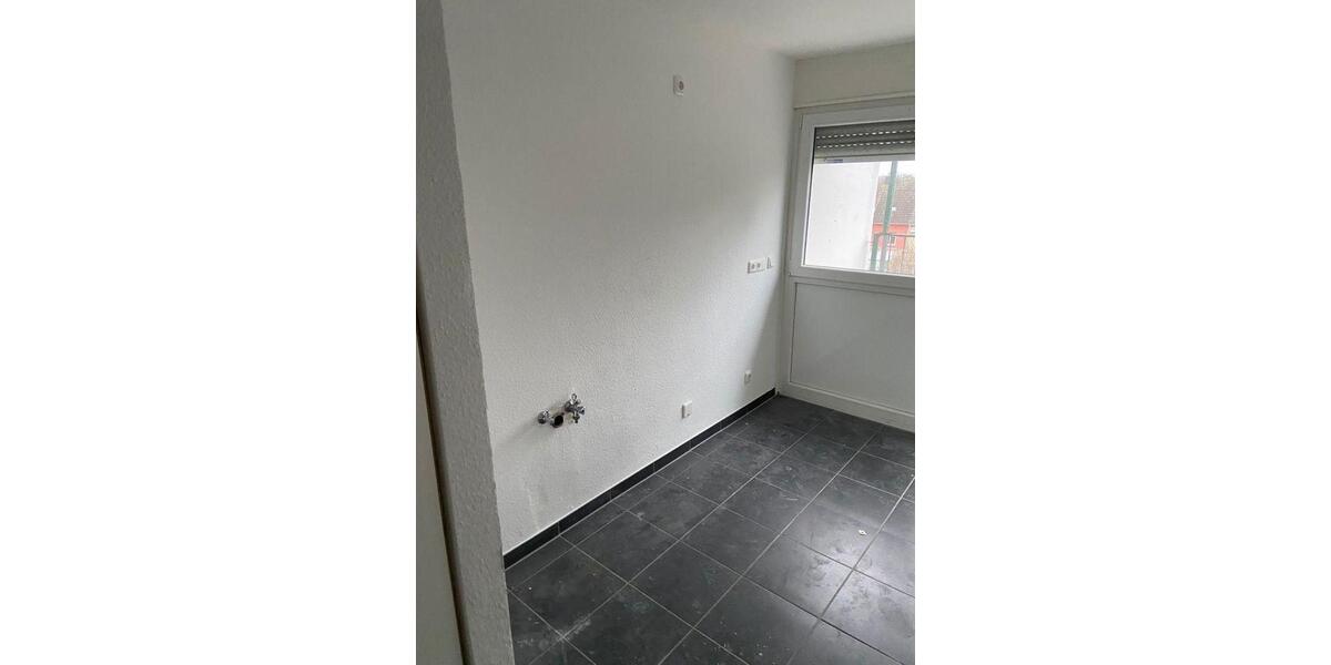 Kam sanierte Dachgeschosswohnung in Birkesdorf zu vermieten 3 zimmer