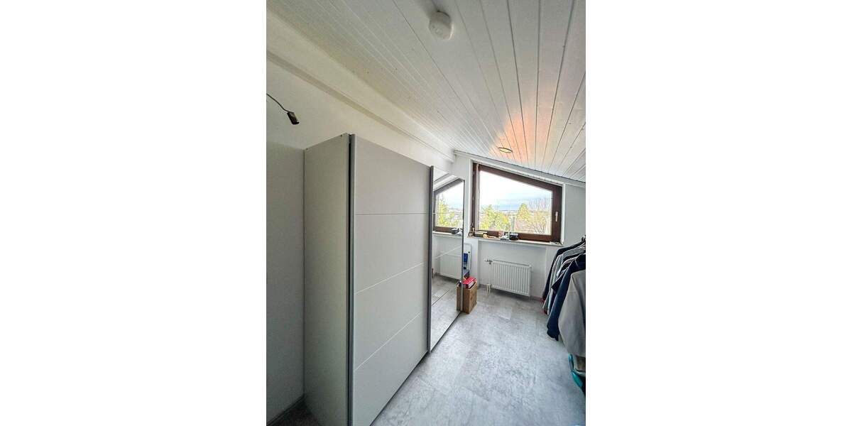 3-Zimmer-Dachgeschosswohnung im Loftstil mit Südbalkon und Stellplatz 3 zimmer