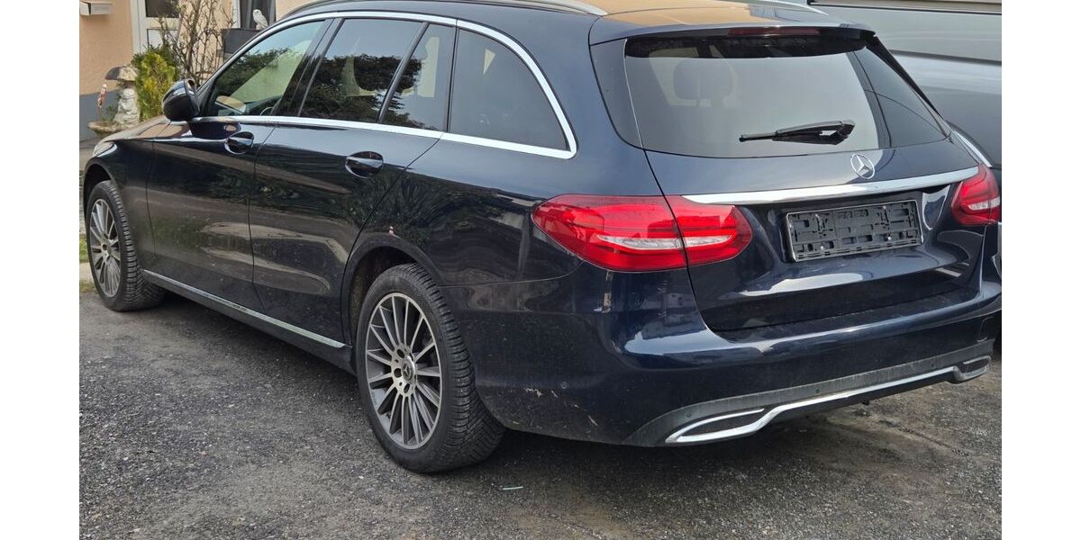Mercedes-Benz C 250 222.900 km 14.500 &euro; Aachen 52078