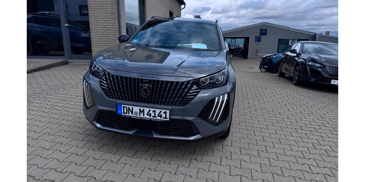 Peugeot 2008 3.795 km 34.850 &euro; Nideggen 52385