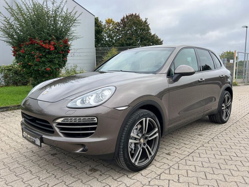 Porsche Cayenne 288.000 km 15.790 € Eschweiler 52249