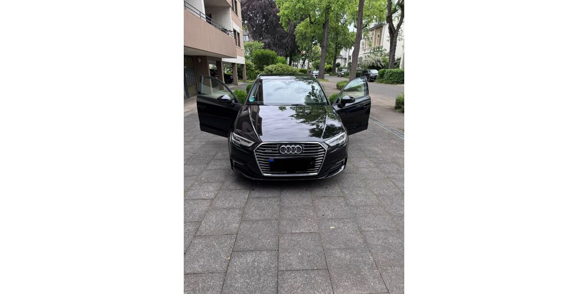 Audi A3 82.750 km 19.000 &euro; Würselen 52146