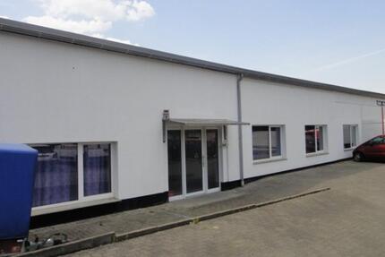 Gewerbehalle 300qm plus 200qm im Obergeschoss Lager-Büro zimmer