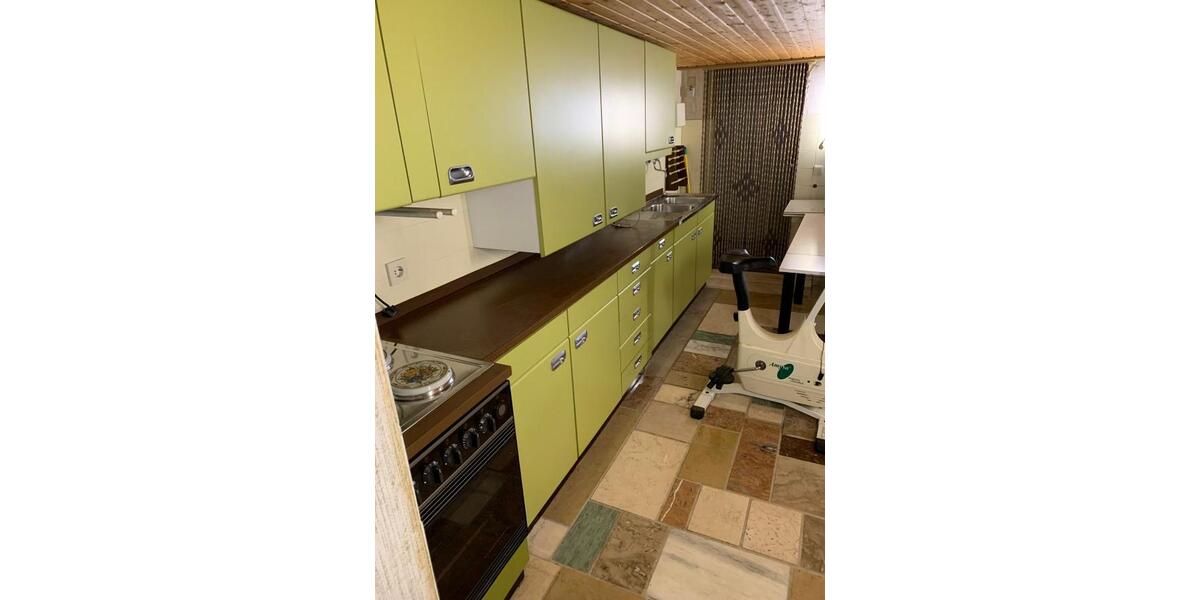 Doppelhaushälfte mit viel Potential ab 01.02.2026 in 52477 zu mieten 4 zimmer