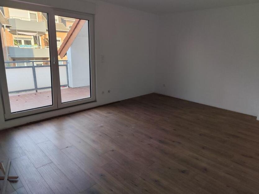 Wohnhaus von Privat mit Büro Praxis in Düren - Lendersdorf