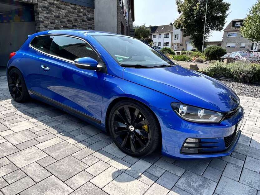 VW Scirocco 241.000 km 7.990 € Baesweiler 52499