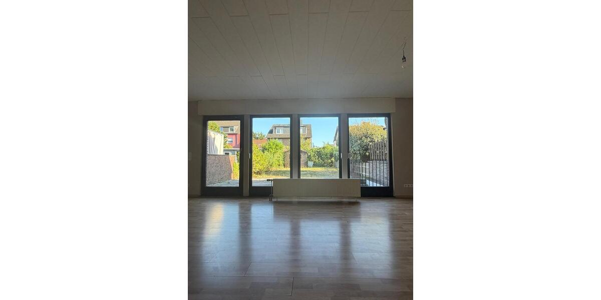 Reihenhaus Herzogenrath - 5 Zimmer, 100 m&sup2;, 349.000&euro; | Angebot:27215542