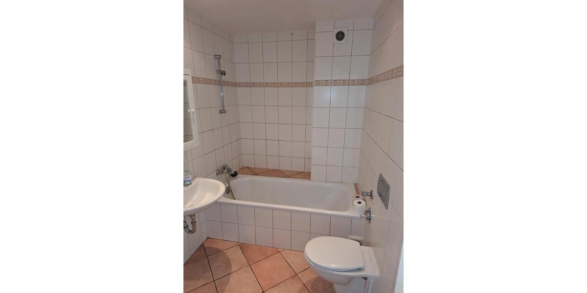Etagenwohnung Baesweiler - 3 Zimmer, 77 m&sup2;, 550&euro; | Angebot:26446429