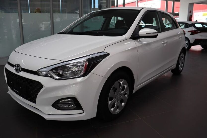 i20