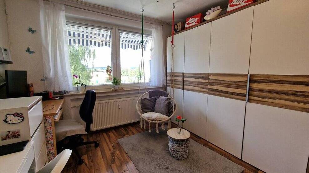 Einziehen und Wohlfühlen! Umfassend modernisierte 3-Zimmerwohnung mit Balkon in Forst