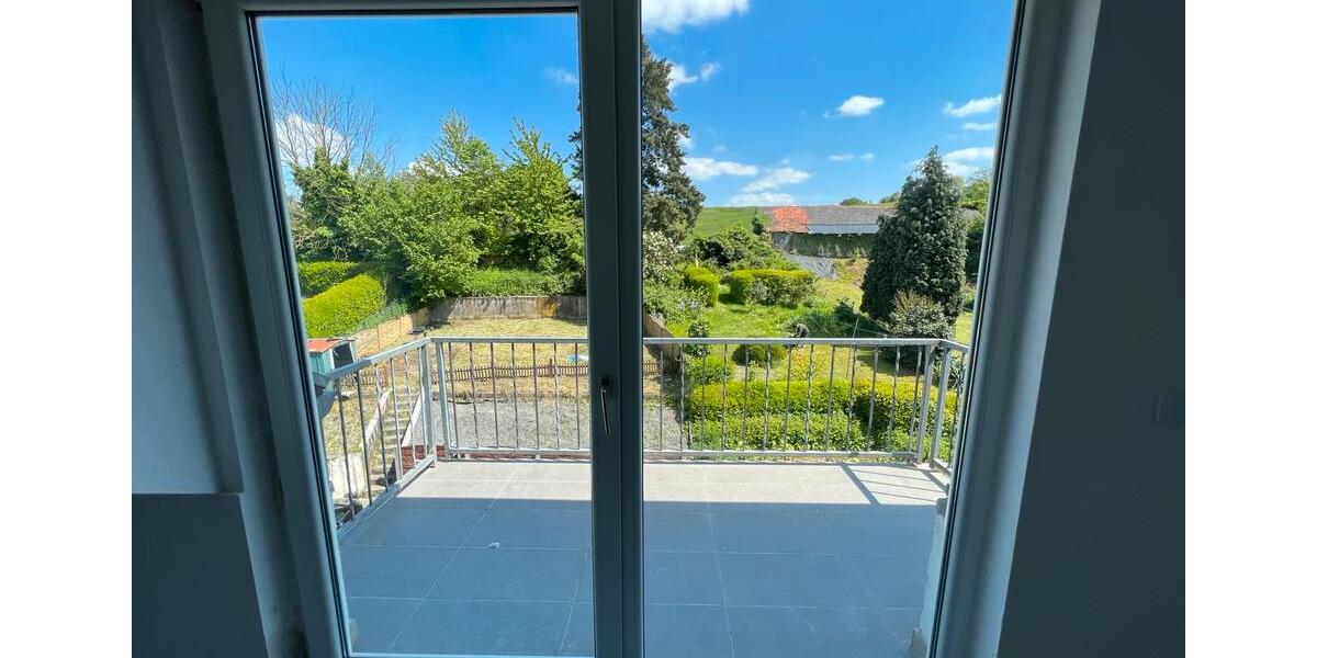 Dachgeschoßwohnung Übach-Palenberg Palenberg - 3 Zimmer, 90 m&sup2;, 900&euro; | Angebot:26278466