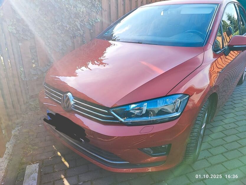 VW Golf Sportsvan 99.800 km 11.900 € Baesweiler 52499