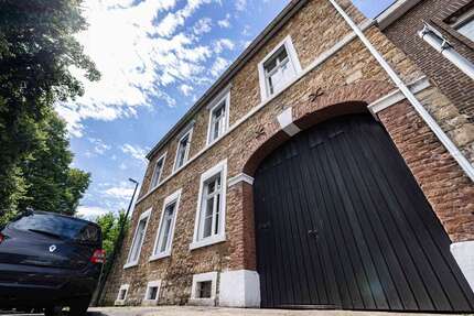 Haus Mausbach Mausbach - 8 Zimmer, 198 m&sup2;, 380.000&euro; | Angebot:26350939