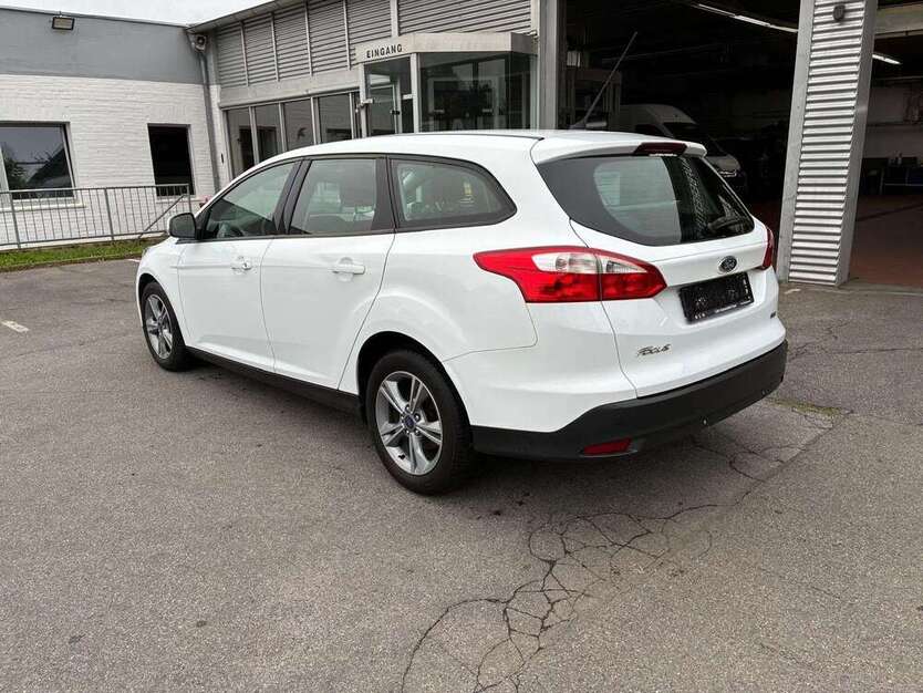 Ford Focus 63.000 km 6.950 € Übach-Palenberg 52531