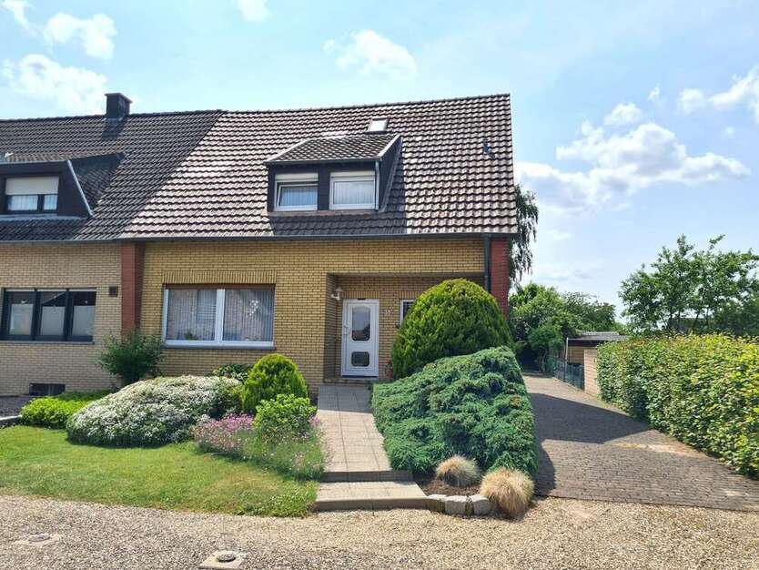 Haus zum Kaufen in Heinsberg 379.500 € 180 m²