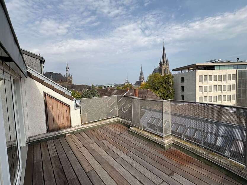 Wohnung zum Mieten in Aachen 1.250 € 96 m²