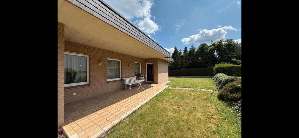 Bungalow Roetgen - 6 Zimmer, 150 m&sup2;, 1.480&euro; | Angebot:24433165
