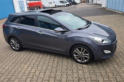 Hyundai i30 179.000 km 8.650 &euro; Aachen 52068