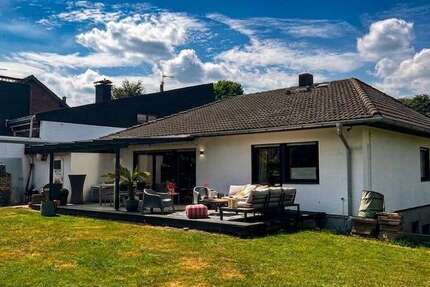 Haus Stolberg Gressenich - 6 Zimmer, 177 m&sup2;, 420.000&euro; | Angebot:27116454