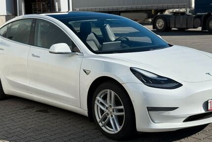Tesla Model 3 161.663 km 18.990 &euro; Alsdorf 52477