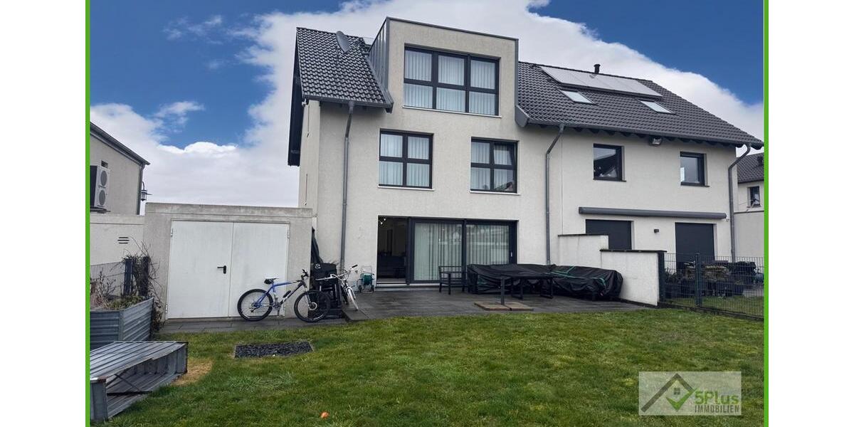 Doppelhaushälfte Alsdorf - 6 Zimmer, 172 m&sup2;, 1.650&euro; | Angebot:25713231