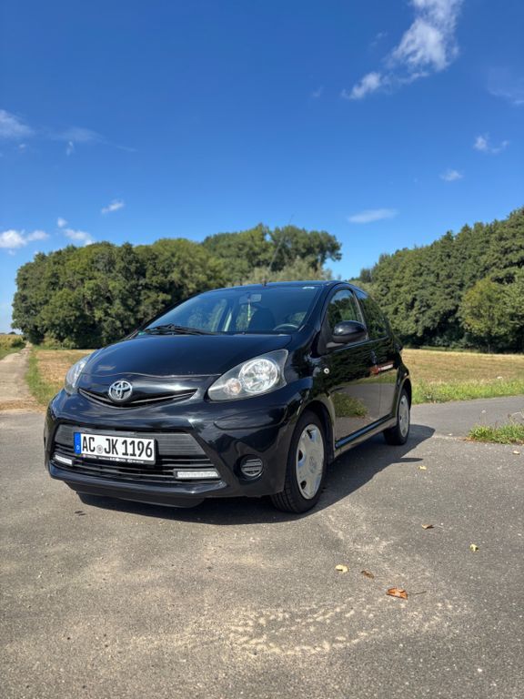 Toyota Aygo (X) 99.000 km 3.700 € Alsdorf 52477