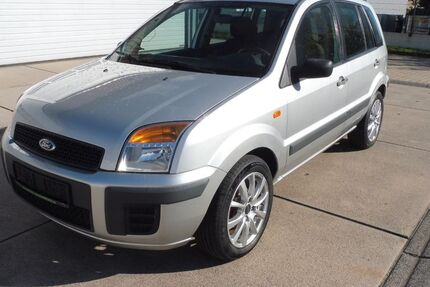 Ford Fusion 146.000 km 2.990 € Eschweiler 52249