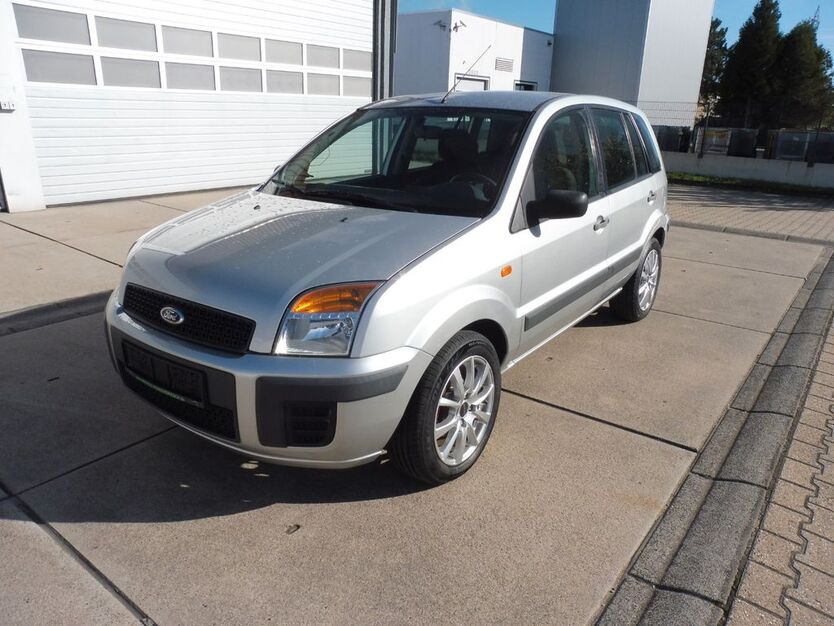 Ford Fusion 146.000 km 2.990 € Eschweiler 52249