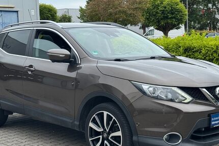 Nissan Qashqai 127.208 km 9.990 &euro; Alsdorf 52477