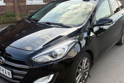 Hyundai i30 200.000 km 6.790 &euro; Düren 52349