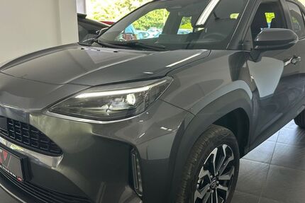 Toyota Yaris Cross 6.500 km 25.900 &euro; Stolberg 52224