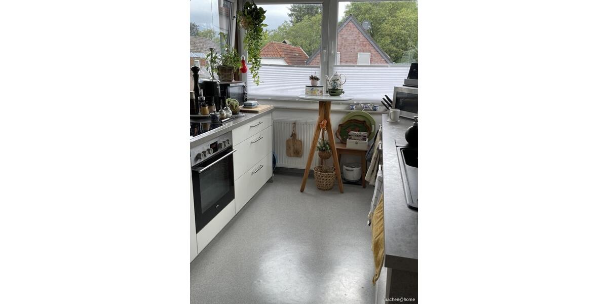 Dachgeschoßwohnung Aachen Aachen-Mitte - 2.5 Zimmer, 73 m&sup2;, 800&euro; | Angebot:25790791