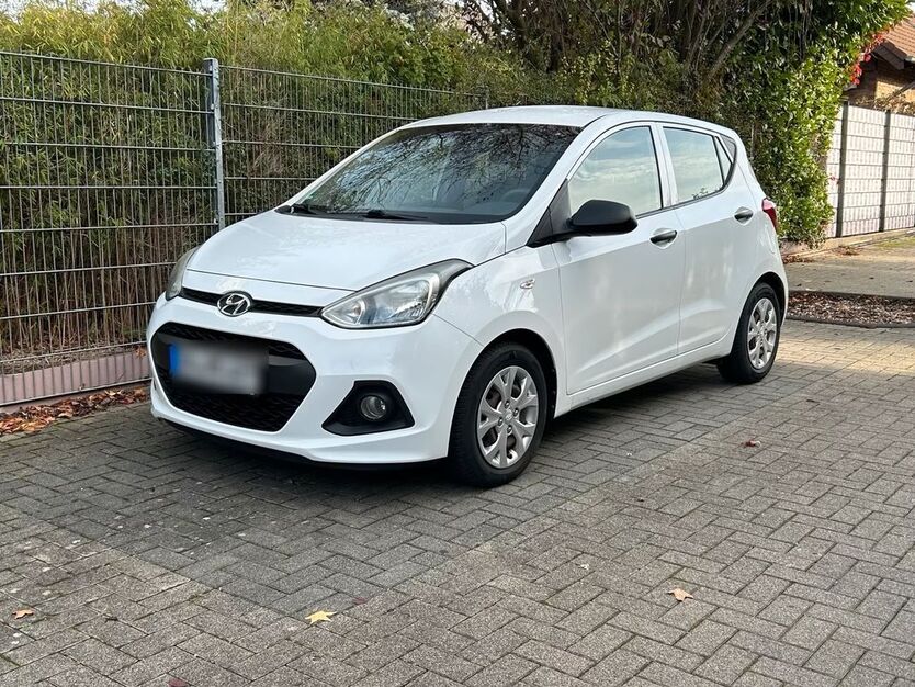 Hyundai i10 73.000 km 6.950 € Niederzier 52382
