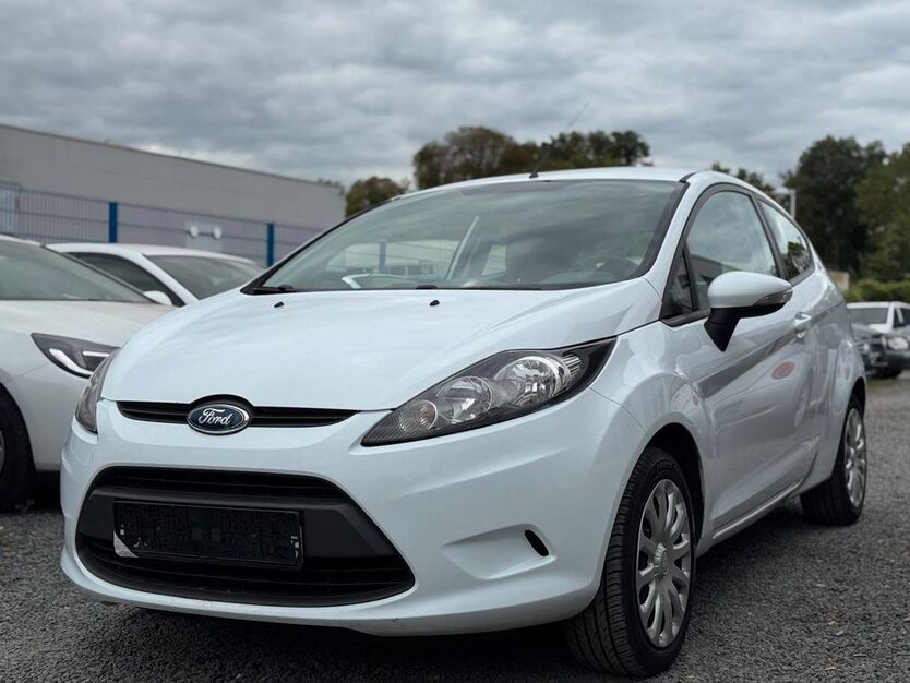 Ford Fiesta 238.800 km 2.690 € Düren 52349